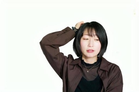 9db9d1c2eb6d602c32d5e54674999bd1