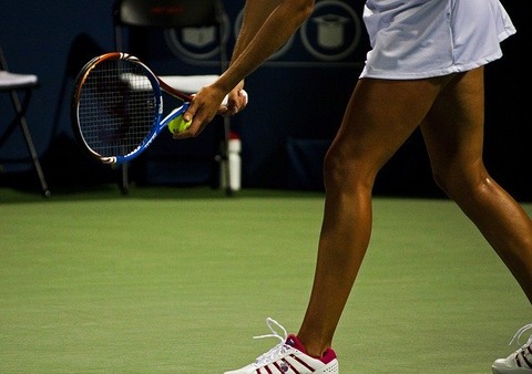 tennis-63733_640