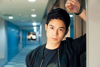 ②菅谷哲也 画像