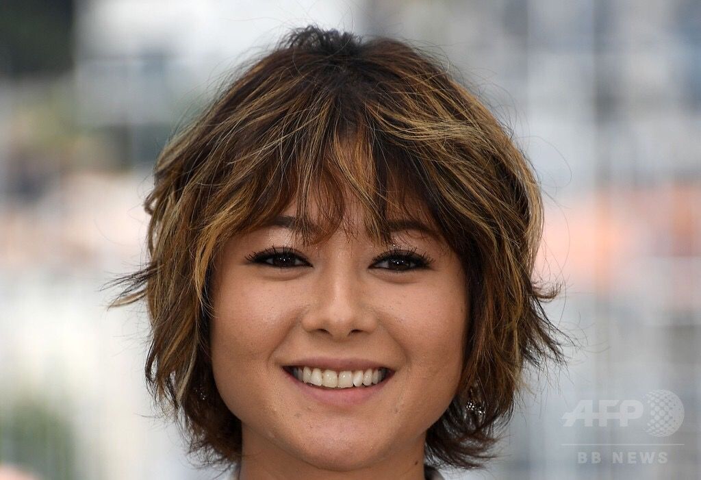 激太り 真木よう子の現在の太った劣化画像 カンヌ国際映画祭と化粧品cm出演時で外見が別人すぎる 2ch 肌が汚い 一気に老けた 日々の実話