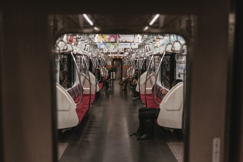 susipakuAB767IOMI1098_TP_V4