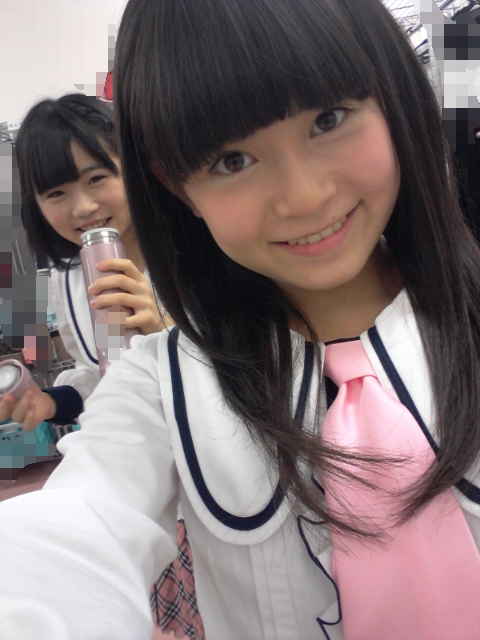 Akb48g情報おまとめ Hkt48の岩花詩乃って秋吉優花より可愛くね Akb48g情報おまとめ Hkt48の岩花詩乃って秋吉優花より可愛くね