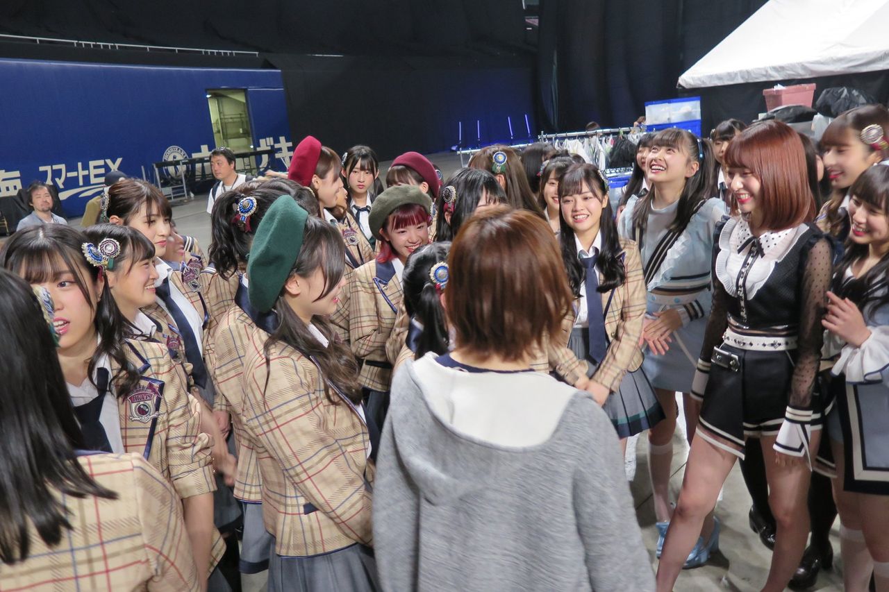 Akb48世界選抜総選挙 指原莉乃の副音声を楽しみながら選挙を見る指スレの様子 Akb48情報まとめたった