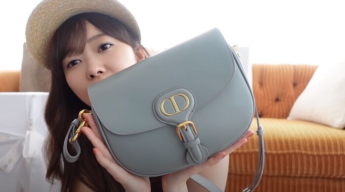 指原莉乃がイコラブcd１００万枚突破で自分にご褒美の超爆買い動画 Snh48sparks