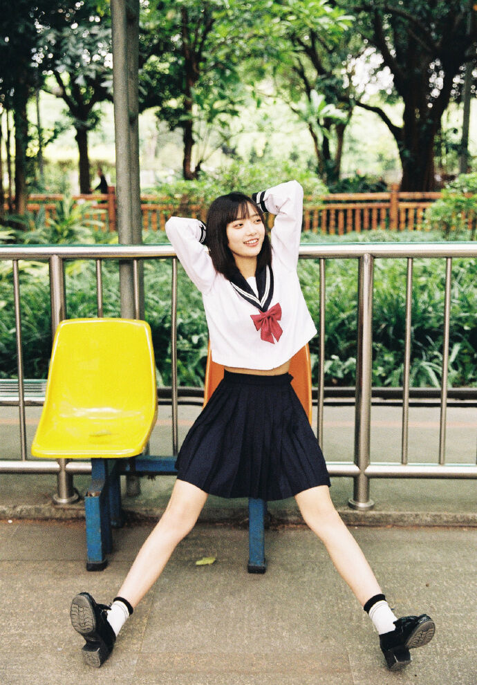 GNZ48 陈桂君 セーラー服で遊園地写真集 : SNH48SPARKS