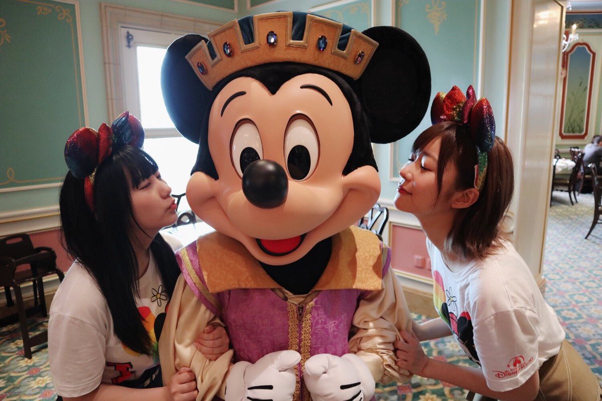 Hkt48 指原莉乃と田中美久が上海ディズニーを満喫 ミッキー ミニーとのツーショットも Snh48sparks Hkt48 指原莉乃と田中美久が上海ディズニーを満喫 ミッキー ミニーとのツーショットも Snh48sparks