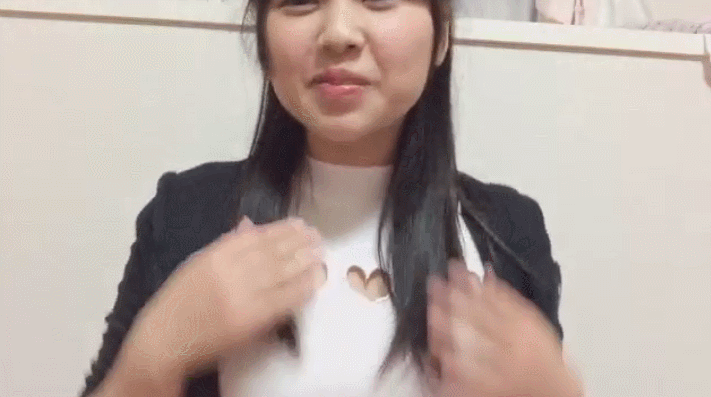 Hkt新しいグラビアエース山内祐奈ちゃん水着グラビアｷﾀ ﾟ ﾟ Akbフレンド