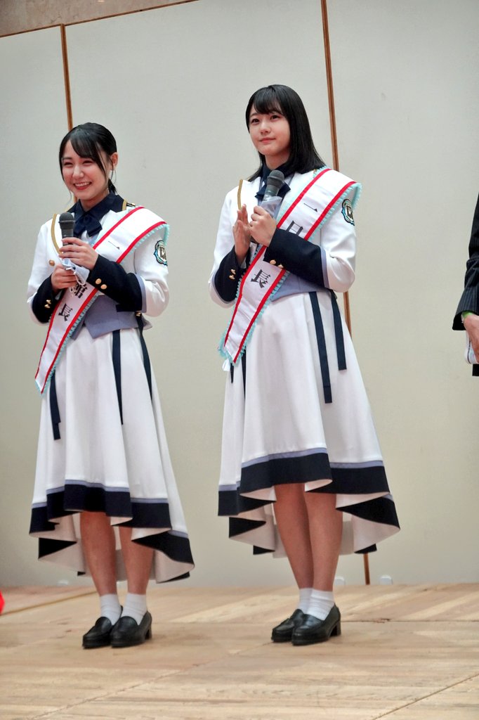 1日館長 瀧野由美子 兵頭葵 サックスとピアノを披露する Akbフレンド