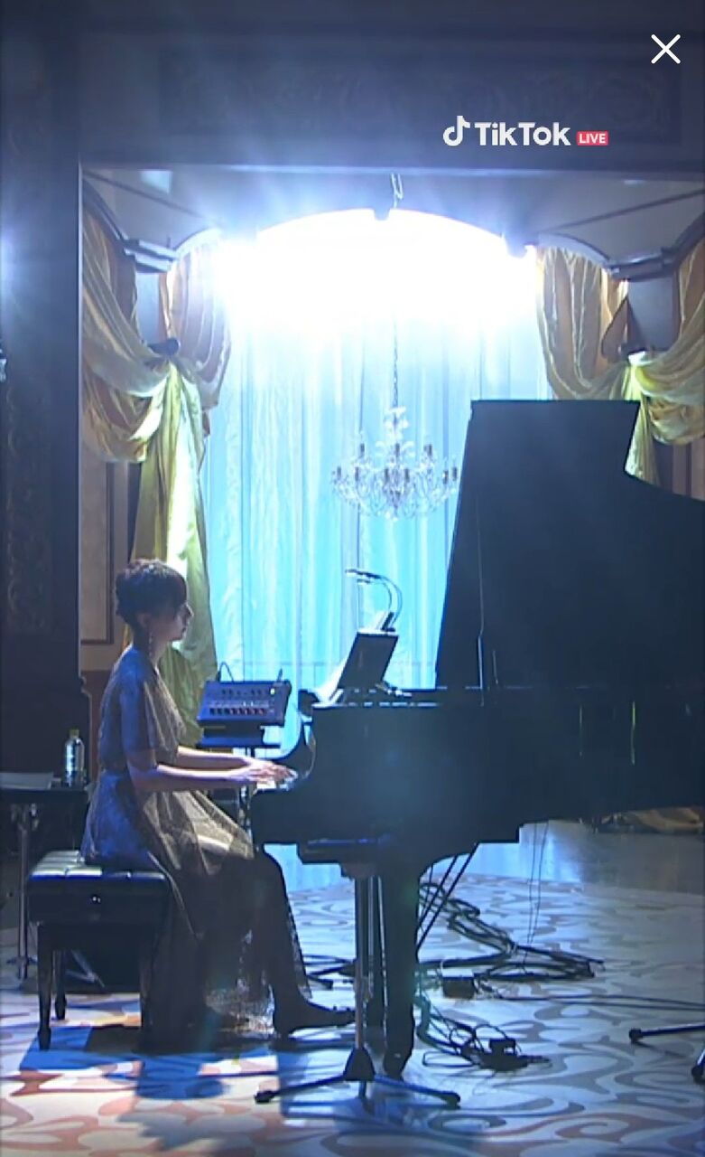 森保まどか 才能を遺憾なく発揮 武部聡志ピアノデイズ でピアノと歌唱を披露 Akbフレンド