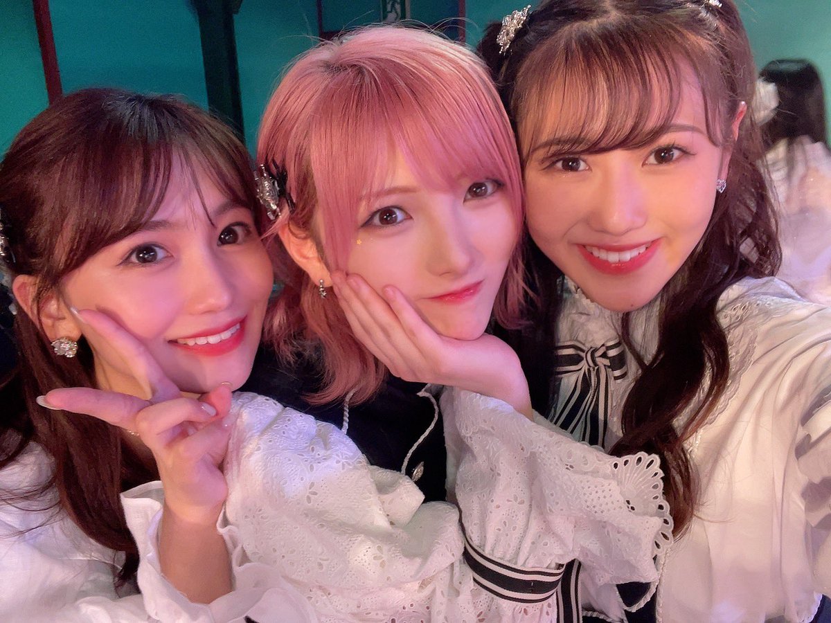 岡田奈々 小嶋真子 西野未姫 久しぶりの三銃士ショット Akbフレンド 岡田奈々 小嶋真子 西野未姫 久しぶりの三銃士ショット Akbフレンド