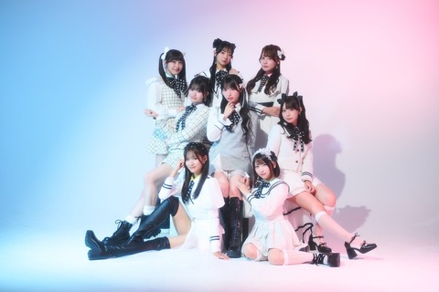 large_logyou_1st_artistphoto_web