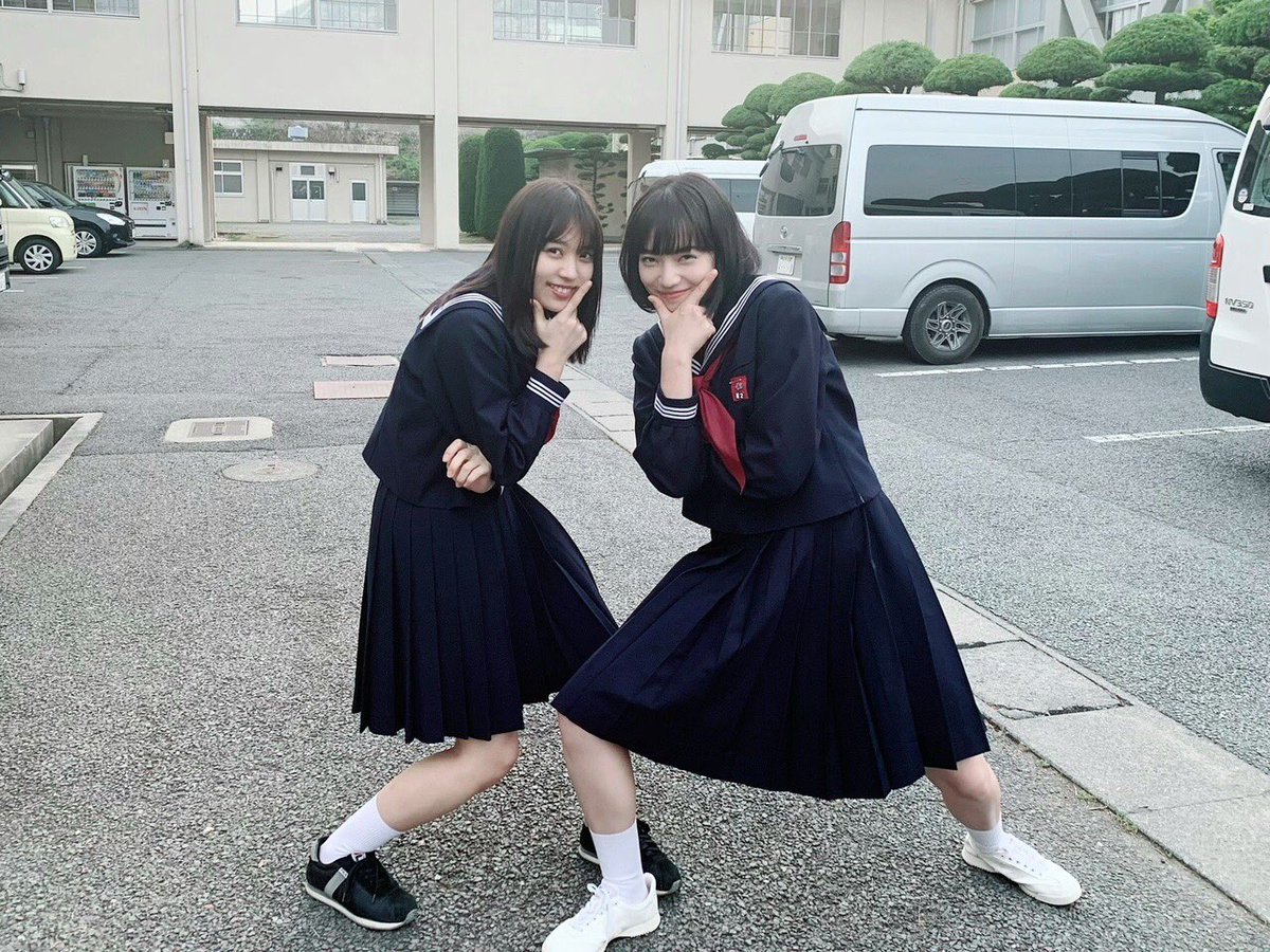 櫻坂46 小林由依 小松菜奈との2ショット公開 顔面偏差値高すぎ の声集まる Akbフレンド