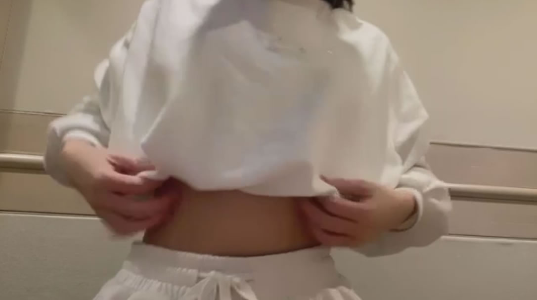 ゆうかりん 舞台でゆいゆいを本気で殴ってしまうw Akbフレンド