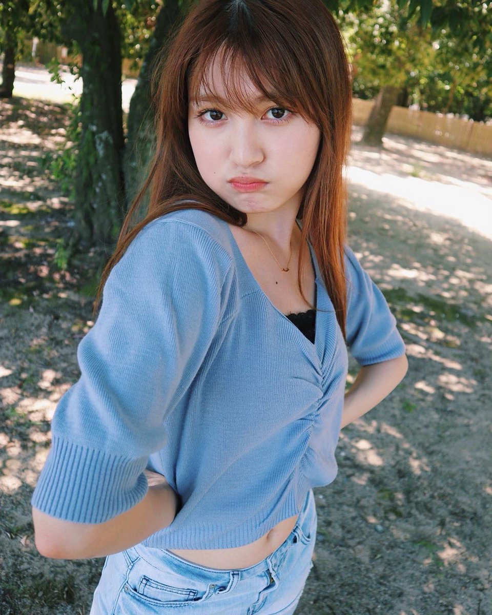 クール系美女 神志那結衣 へそ出し短パンの爽やかショット公開 Akbフレンド クール系美女 神志那結衣 へそ出し短パンの爽やかショット公開 Akbフレンド