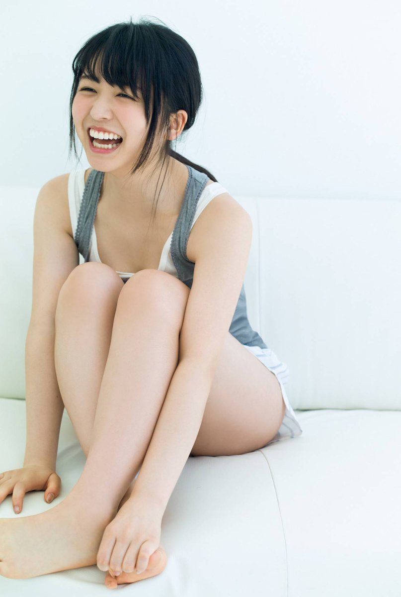 欅坂46 長濱ねるがついに胸の谷間解禁 Akb48まとめの花