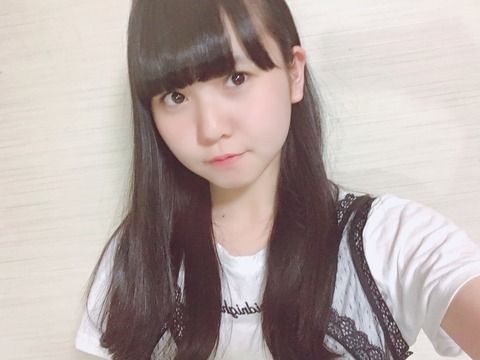 SKE48上村亜柚香「前髪分けるのとわけないのどっちがいいんだろ〜」