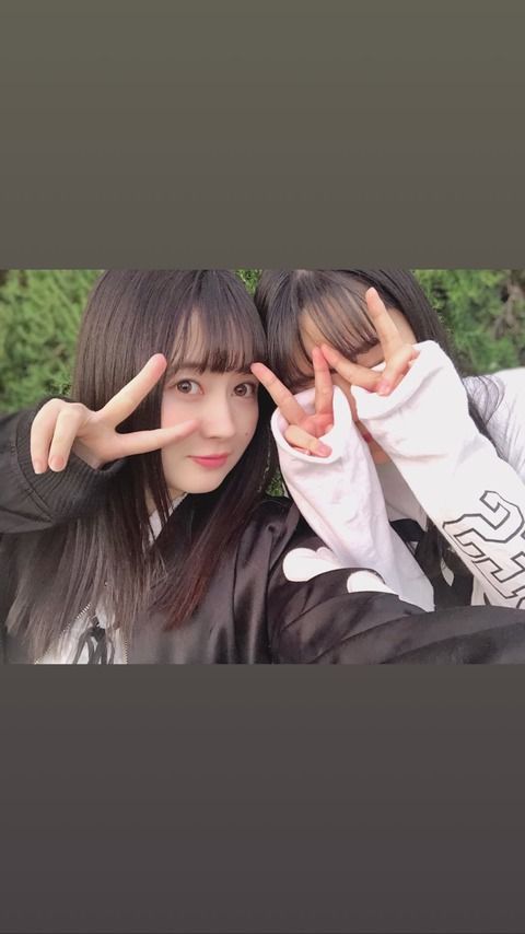 SKE48江籠裕奈が激カワな一般人と写真を撮る！