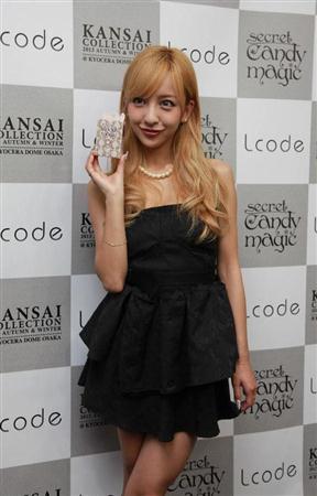 コレヤバい Akb48ともちんこと板野友美 金髪姿 衝撃の大胆イメチェン 2 芸ちゃんねる コレヤバい Akb48ともちんこと板野友美 金髪姿 衝撃の大胆イメチェン 2 芸ちゃんねる
