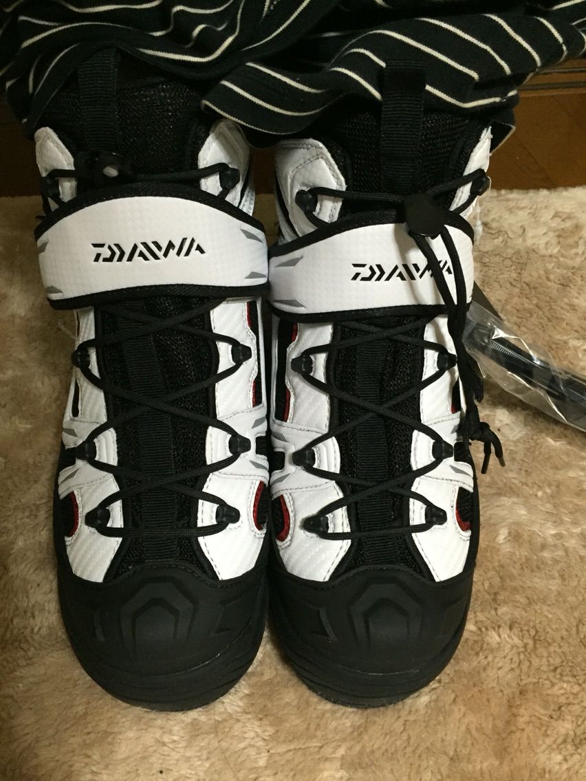 Daiwa プロバイザーフィッシングシューズ 釣女 マグロを釣るまでの奮闘記