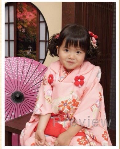 スタジオアリスは 持久戦だね 板 手 前の僕が4姉妹の父になった