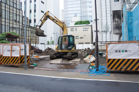 20130324-02303