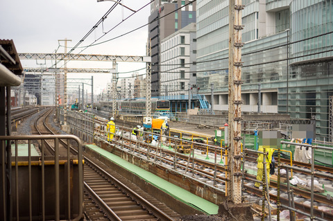 20130324-01035