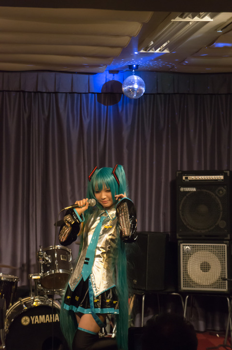 20130324-02679