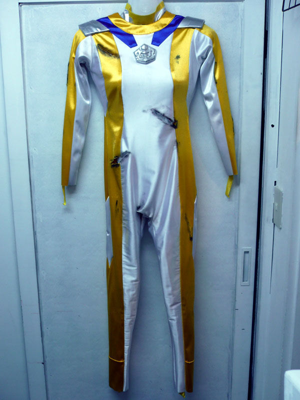 受付は終了致しました。（大堀香奈さん着用、闘鬼戦隊サンセイジャー戦闘タイプコスチューム タイプ01 ) : ヒロイン特撮研究所オークション衣装情報!!