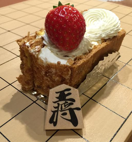 【将棋のプロ棋士は対局中におやつを食べる】食事にも定跡がある アキブラ