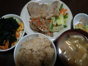 食費節約レシピ1日1人500円以下とんかつ肉ステーキ献立