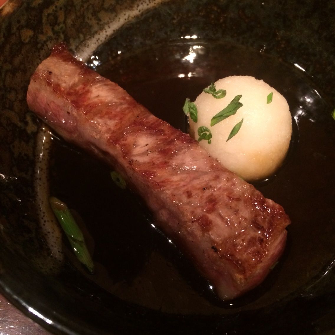 よろにく 西麻布 あまり感動しなかった話 恋は短し食せよ乙女