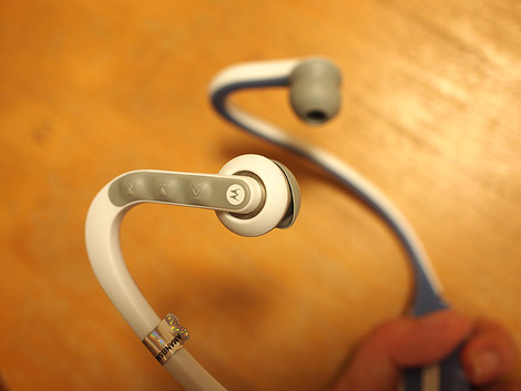 bluetoothヘッドセット左