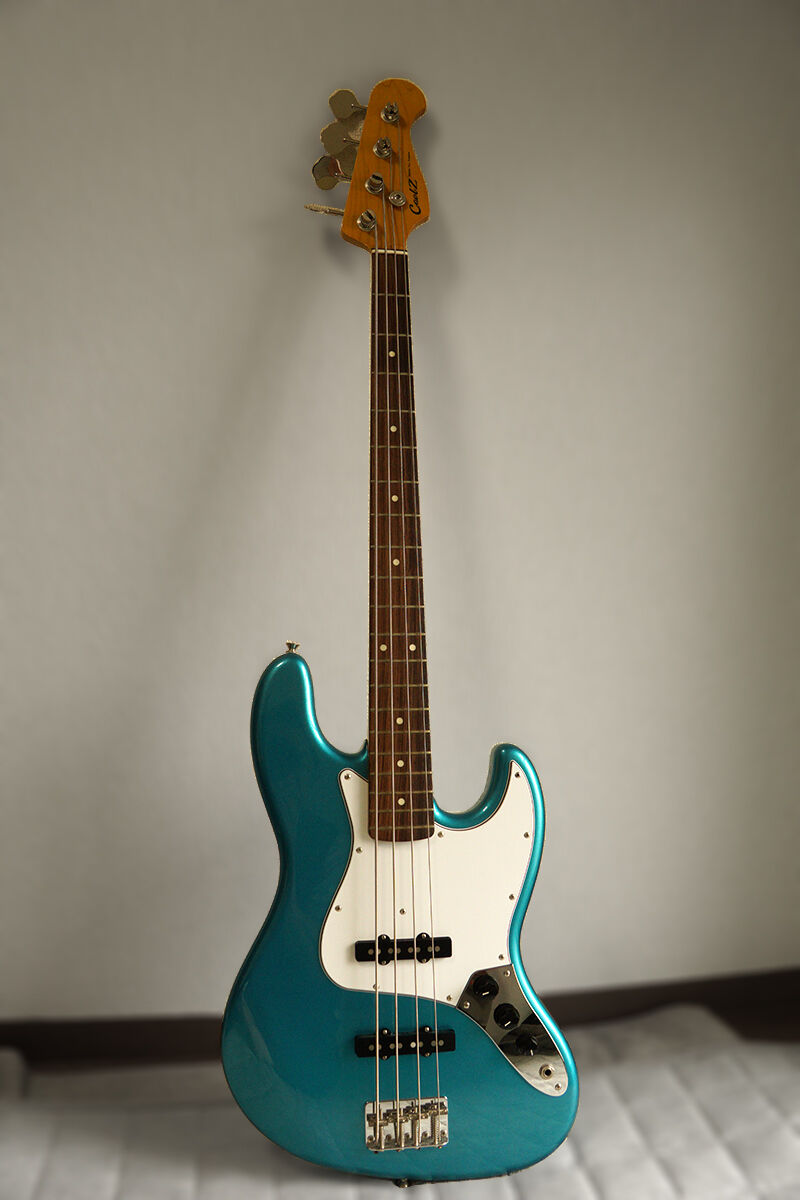 サルベージしたベースギターの話