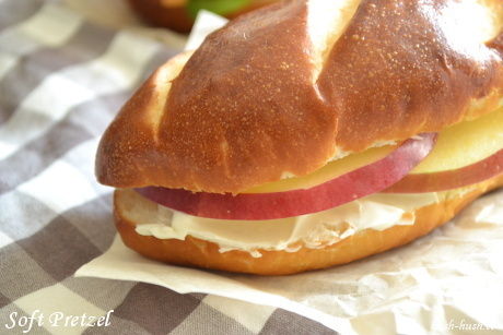 本格パンレシピ プレッツェルサンド 思い出の味を再現 Hush Hushのおいしいレシピブック