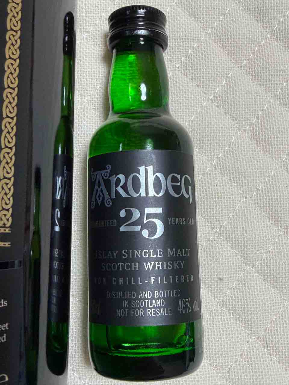 アードベッグドルチェと25年ミニボトル/ Ardbeg Dolce and 25years old