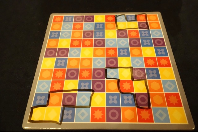 �ܡ��ɤ������Ƥ���