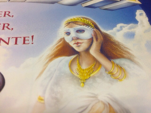 仮面女性イラストのアップ写真