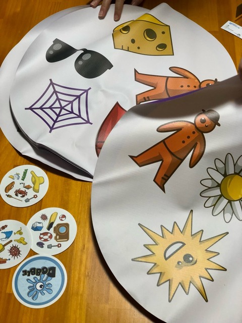 ��������