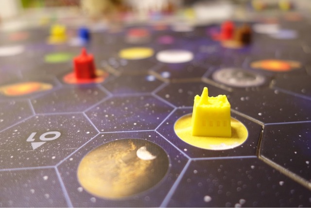 鉱石採掘場コマを惑星に置いた写真