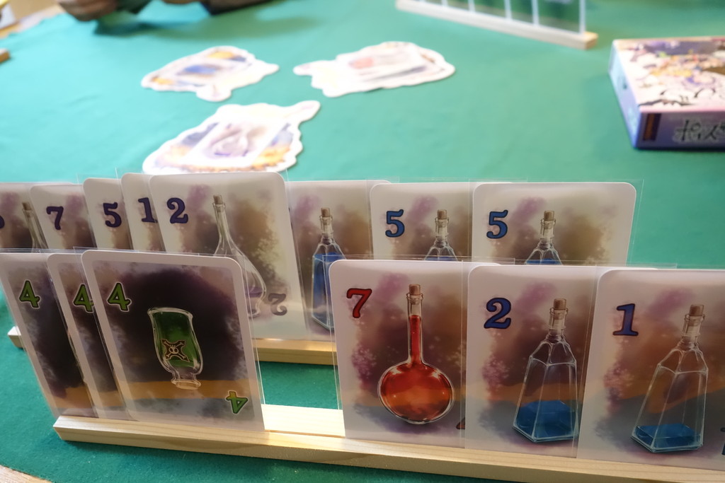 魔女の霊薬カードゲーム ポイズン リプレイ ある元心理カウンセラーのボードゲーム日記 魔女の霊薬カードゲーム ポイズン リプレイ ある元心理カウンセラーのボードゲーム日記