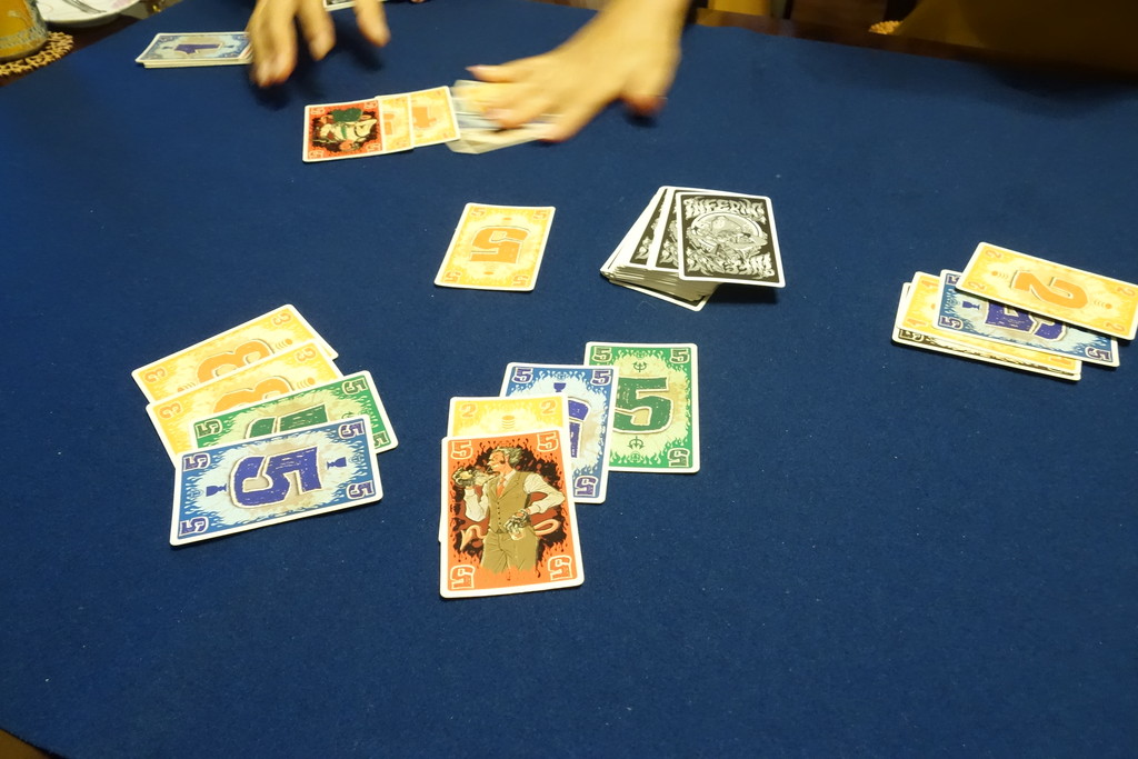 インフェルノ レビュー 赤いカードは特に取っちゃダメ ある元心理カウンセラーのボードゲーム日記 インフェルノ レビュー 赤いカードは特に取っちゃダメ ある元心理カウンセラーのボードゲーム日記