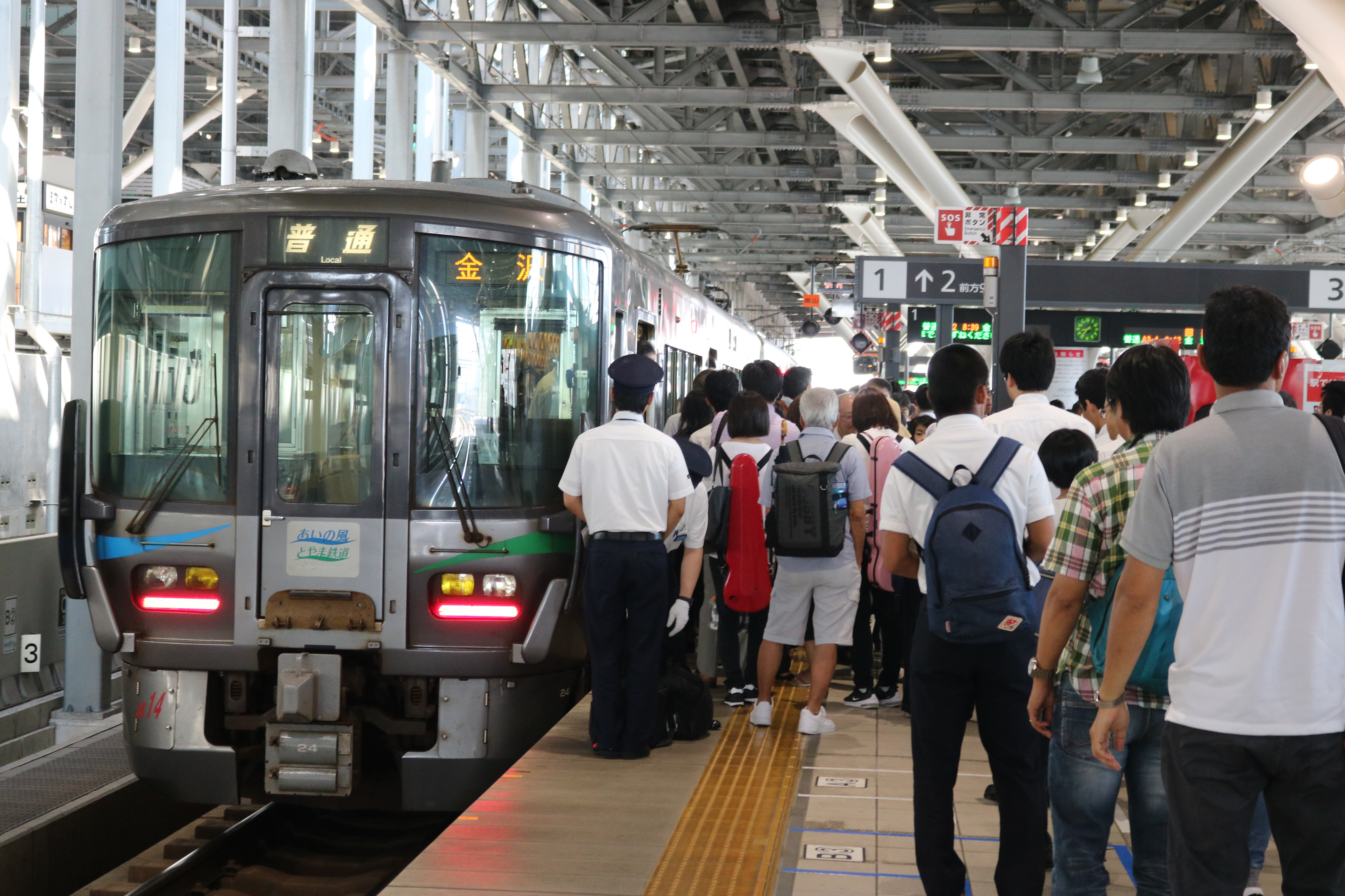 19 08 08 夏の大遠征19 7日目 七尾線の国鉄型撮影とムーンライトながらに乗ってみた しめじの鉄道求めて三千里