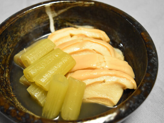ふきと車麩の煮物 ふきは短時間で煮て食感シャキシャキ 色も鮮やか ほっこり和のおつまみ Super Slow Iegohan 毎日呑んでもダイエット ボディメイクおつまみ