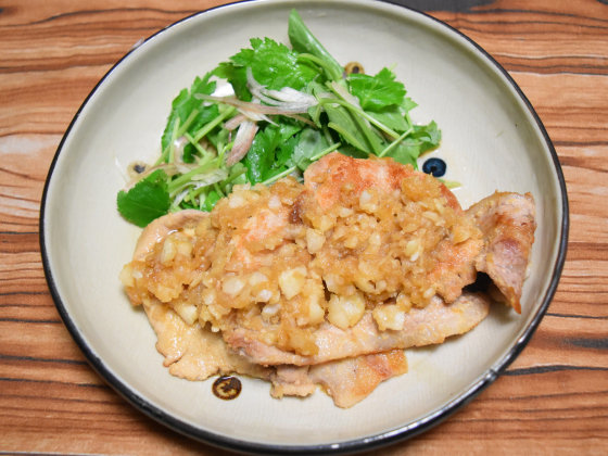 薄切り豚肉のカリカリソテー 甘辛鬼おろしソース 大根でさっぱりお肉料理 Super Slow Iegohan 毎日呑んでもダイエット ボディメイクおつまみ