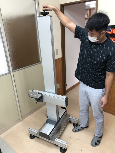 高さ170cm級の昇降台