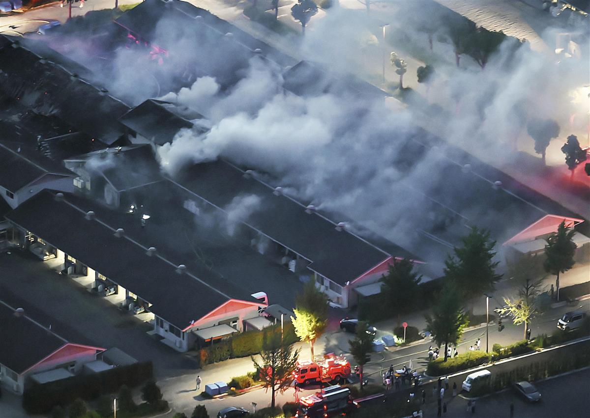 栗東トレセンで火事発生 逃げ遅れた4頭が焼死 週末限定 15時からの中央競馬 栗東トレセンで火事発生 逃げ遅れた4頭が焼死 週末限定 15時からの中央競馬
