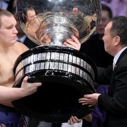 海外「もっと日本が大好きになった！」 安青錦が初優勝、ウクライナ全土がお祭り騒ぎに