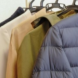 ダウンジャケット何着ていいかガチでわからん