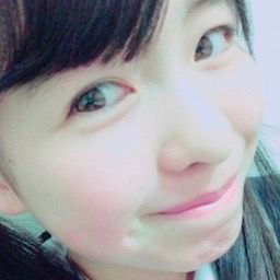 上坂すみれさん、ついに正面の自撮りを載せる