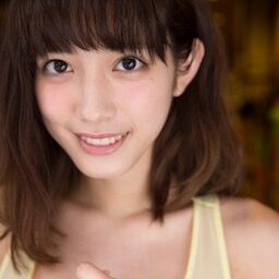 AV女優・吉岡ひよりが海でアヌス隠すセミヌード